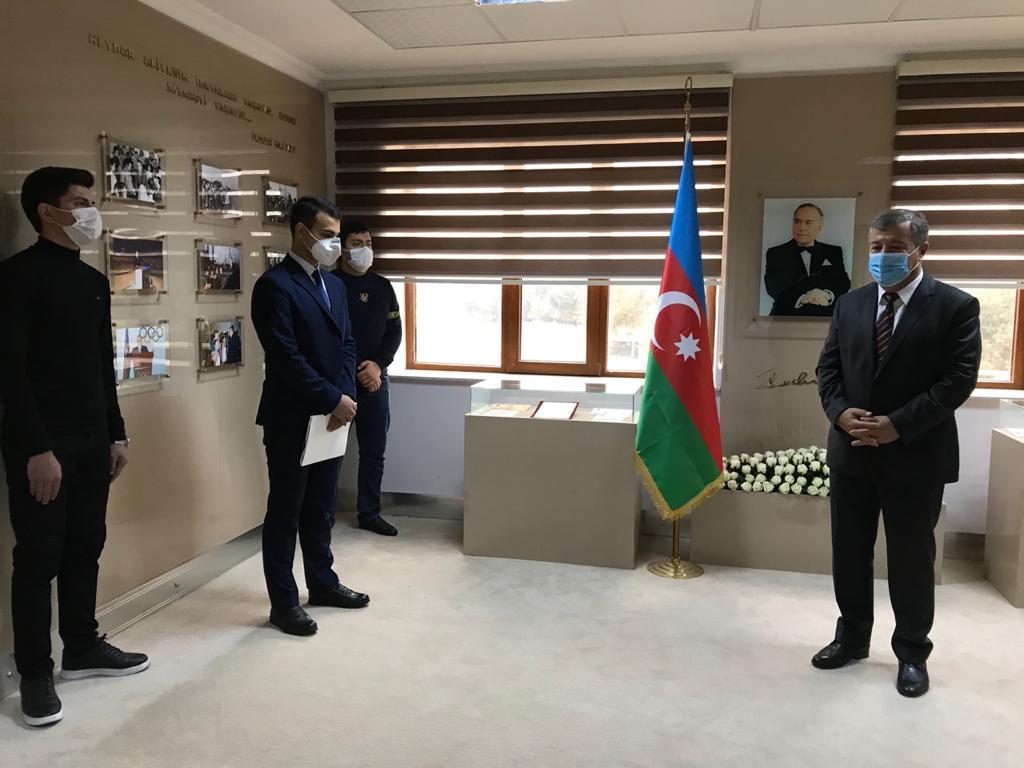 Azərbaycan Respublikasının Dövlət bayrağı günü