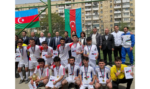 Bakı Texniki Kollecində futbol yarışı keçirildi.