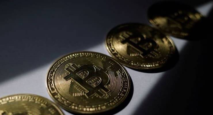 “Bitcoin” bir sutkada 00 ucuzlaşıb