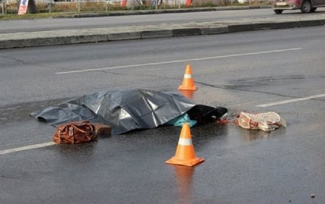 Bakıda qadın sürücü piyada qadını maşınla vurub