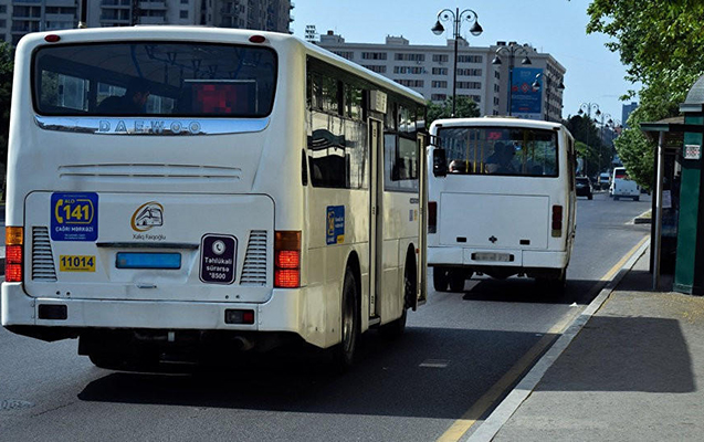 Bakıxanov qəsəbəsində avtobus piyadanı vurub