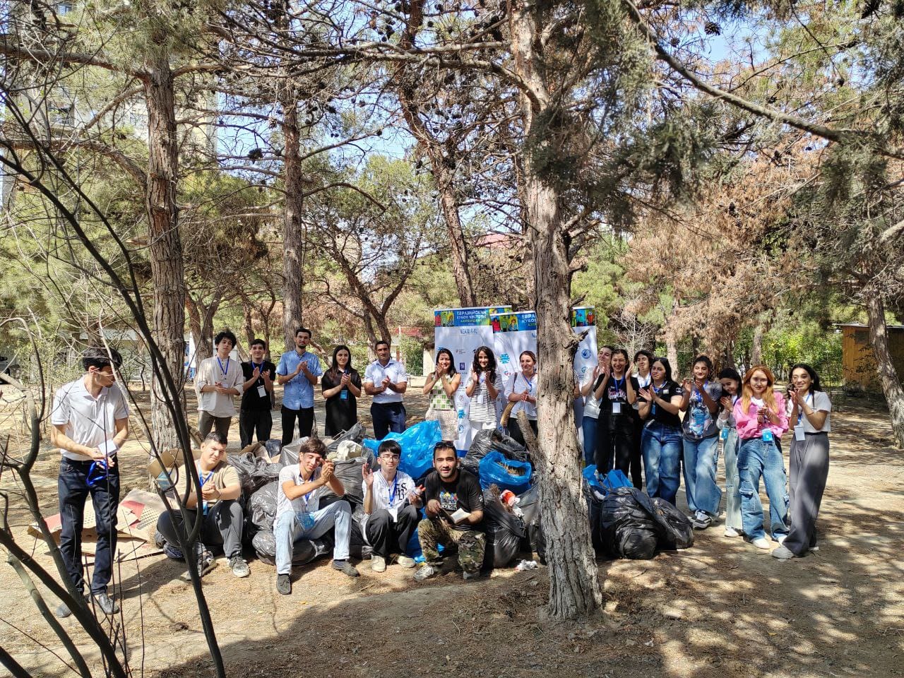 Yaşıl dünya naminə “Təmiz oyunlar” beynəlxalq ekokönüllülük yarışı keçirilib.