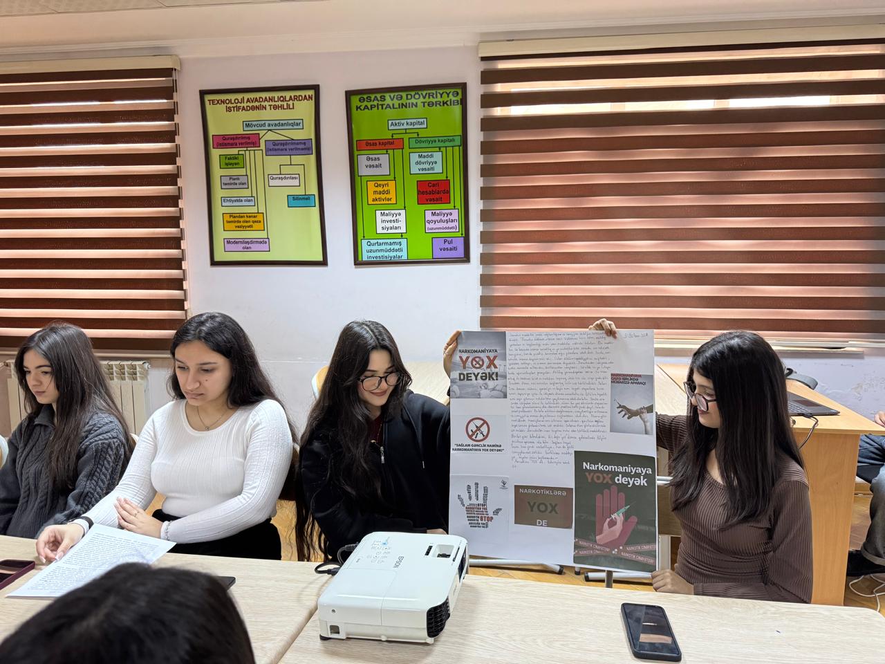 Azərbaycan Texniki Universitetin nəzdində Bakı Texniki Kollecində "Narkomaniyaya yox deyək" mövzusunda seminar keçirildi.