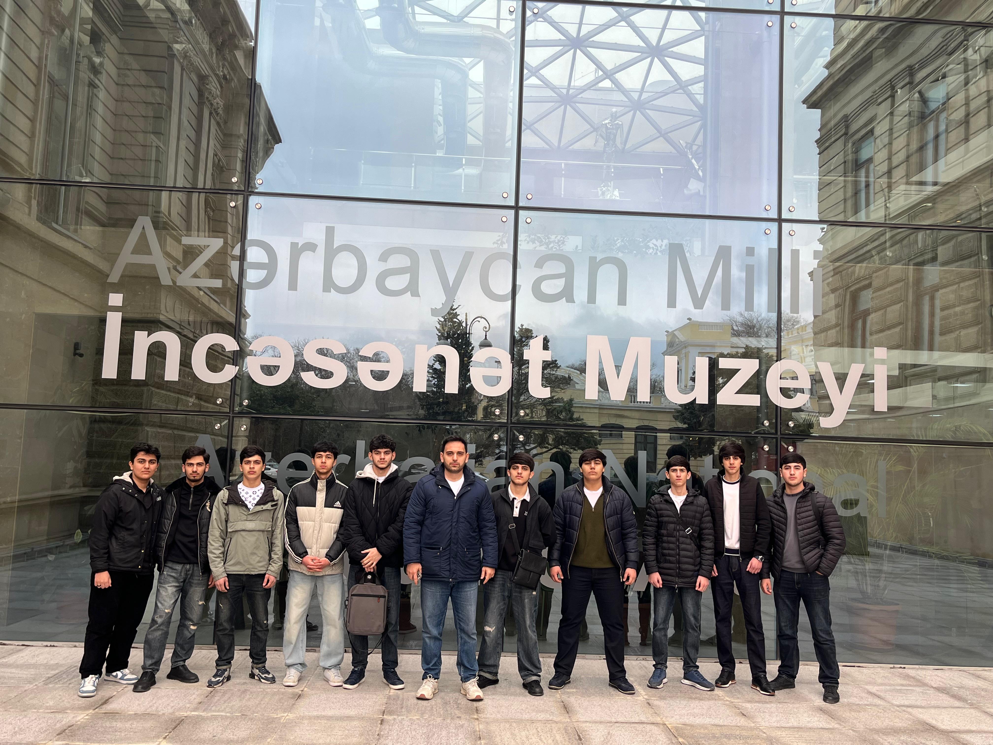 26 fevral 2026-cı il tarixində “Azərbaycantelefilm” Yaradıcılıq Birliyi tərəfindən istehsal edilmiş “Qarabağnamə” sənədli filmi nümayişində Baki Texniki Kollecinin tələbələri iştirak etdilər.